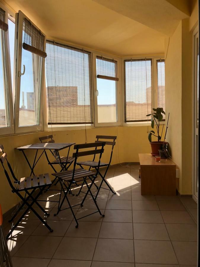 Green Apartment With Terrace 12 Bucharest Luaran gambar