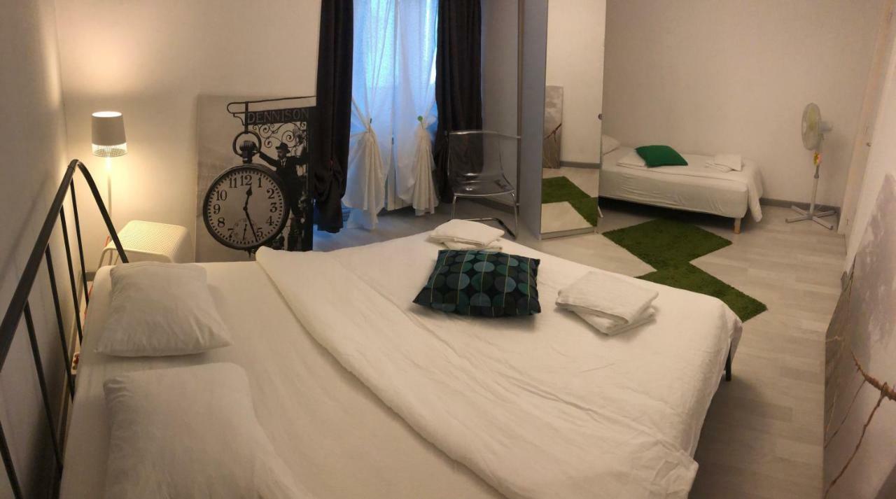 Green Apartment With Terrace 12 Bucharest Luaran gambar