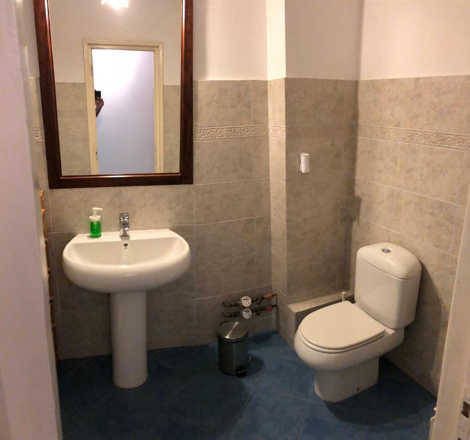 Green Apartment With Terrace 12 Bucharest Luaran gambar